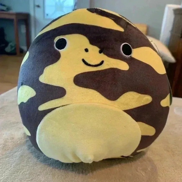 Forest the Salamander Squishmallow - Picture 1 of 3